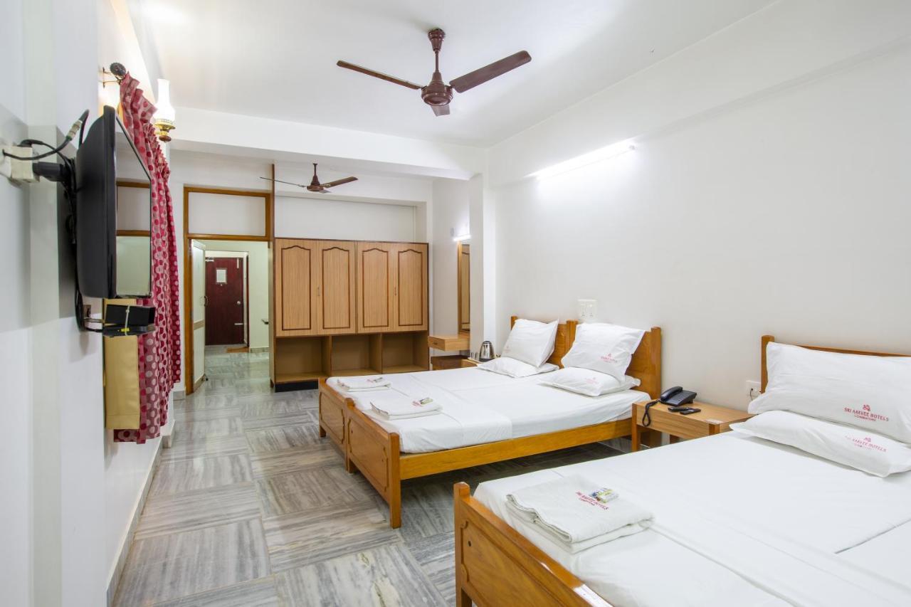 Sri Aarvee Hotels Коимбатур Экстерьер фото